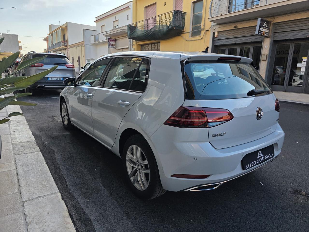 Volkswagen Golf 1.4 TGI DSG 5p. Highline BlueMotion