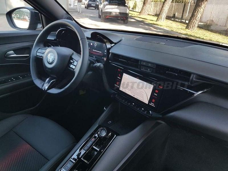 Alfa Romeo Junior Junior 1.2 ibrida Q4 145cv edct6