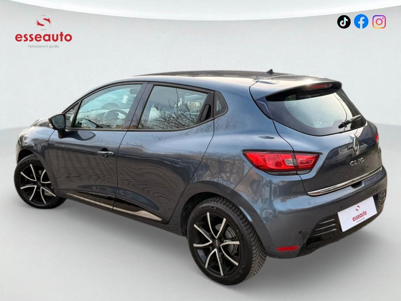 Renault Clio dCi 8V 75 CV 5 porte Moschino Intens