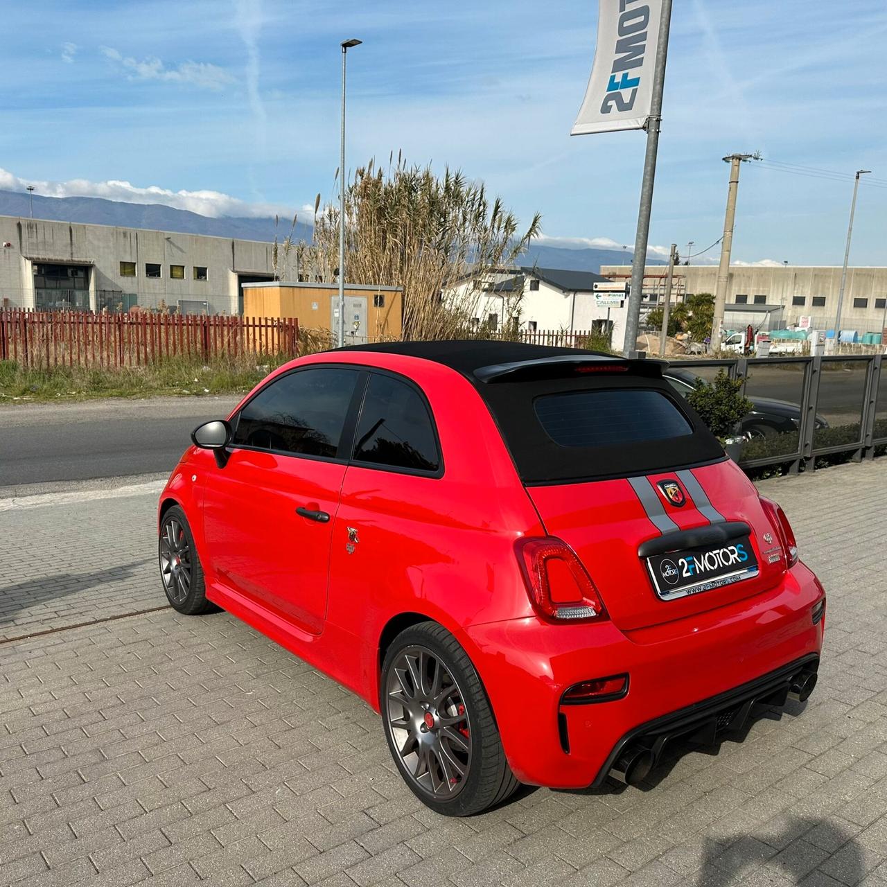 Abarth 595 1.4 Turbo T-Jet 180 CV Competizione