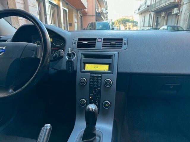 Volvo C30 D2 Momentum - in Garanzia