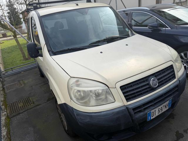 FIAT Doblo 5posti Doblò 1.6 16V Natural Power Active