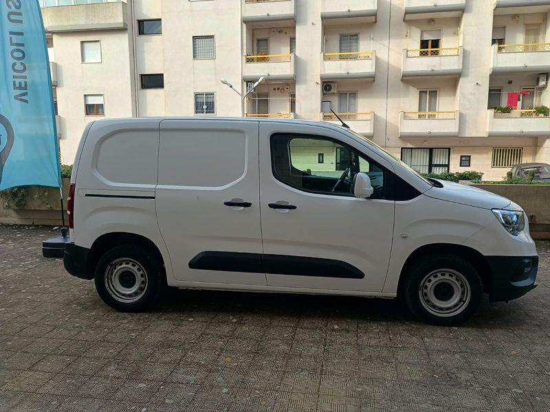 OPEL Combo Cargo - Combo cargo 1.5d 100cv L1H1 Edition mt5