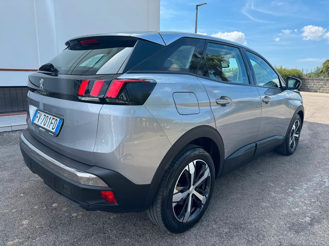 Peugeot 3008 1.5d Cambio Manuale FULL OPTIONALS