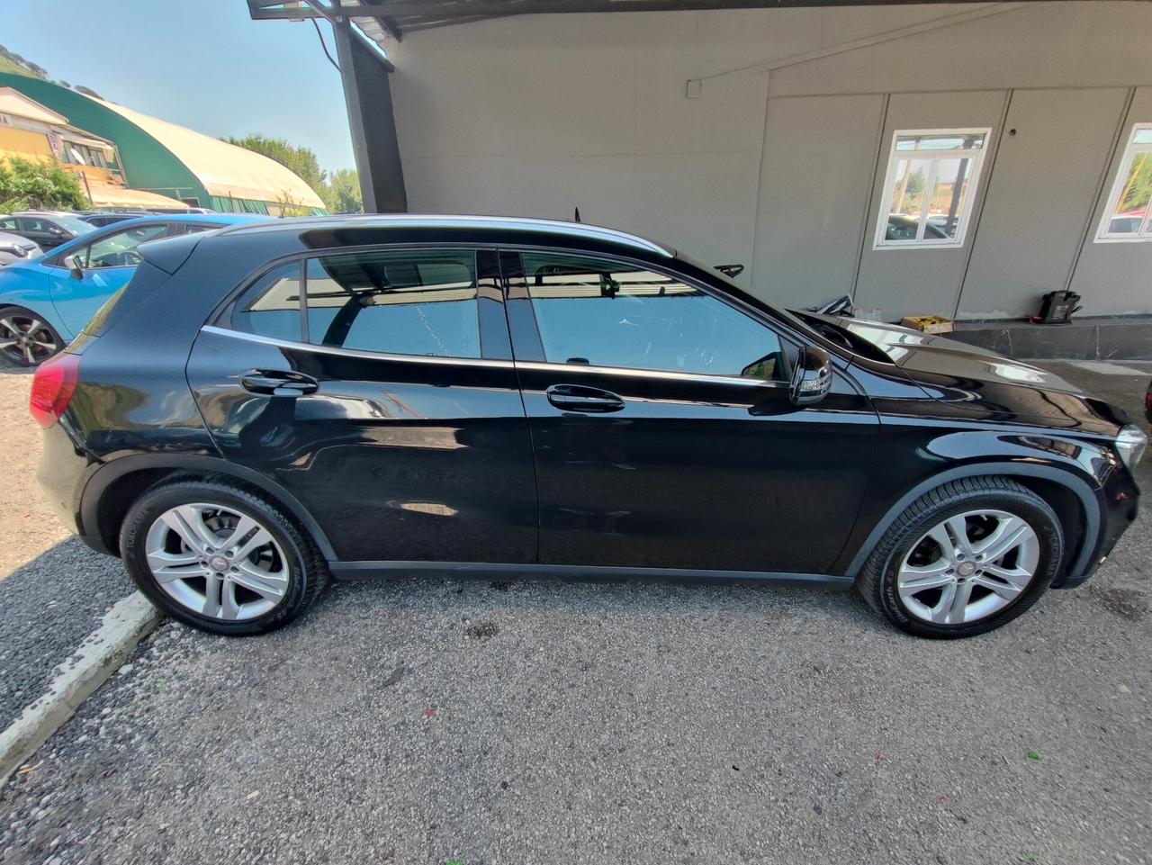 Mercedes-benz GLA 200 CDI Automatic Premium