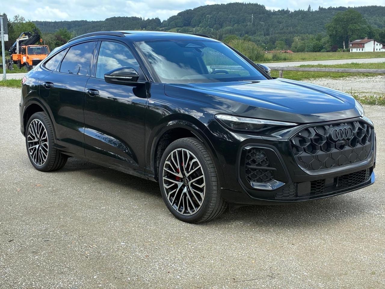 Audi Q5 SPB TDi 150 kW mHEV+ S tronic quattro line edition