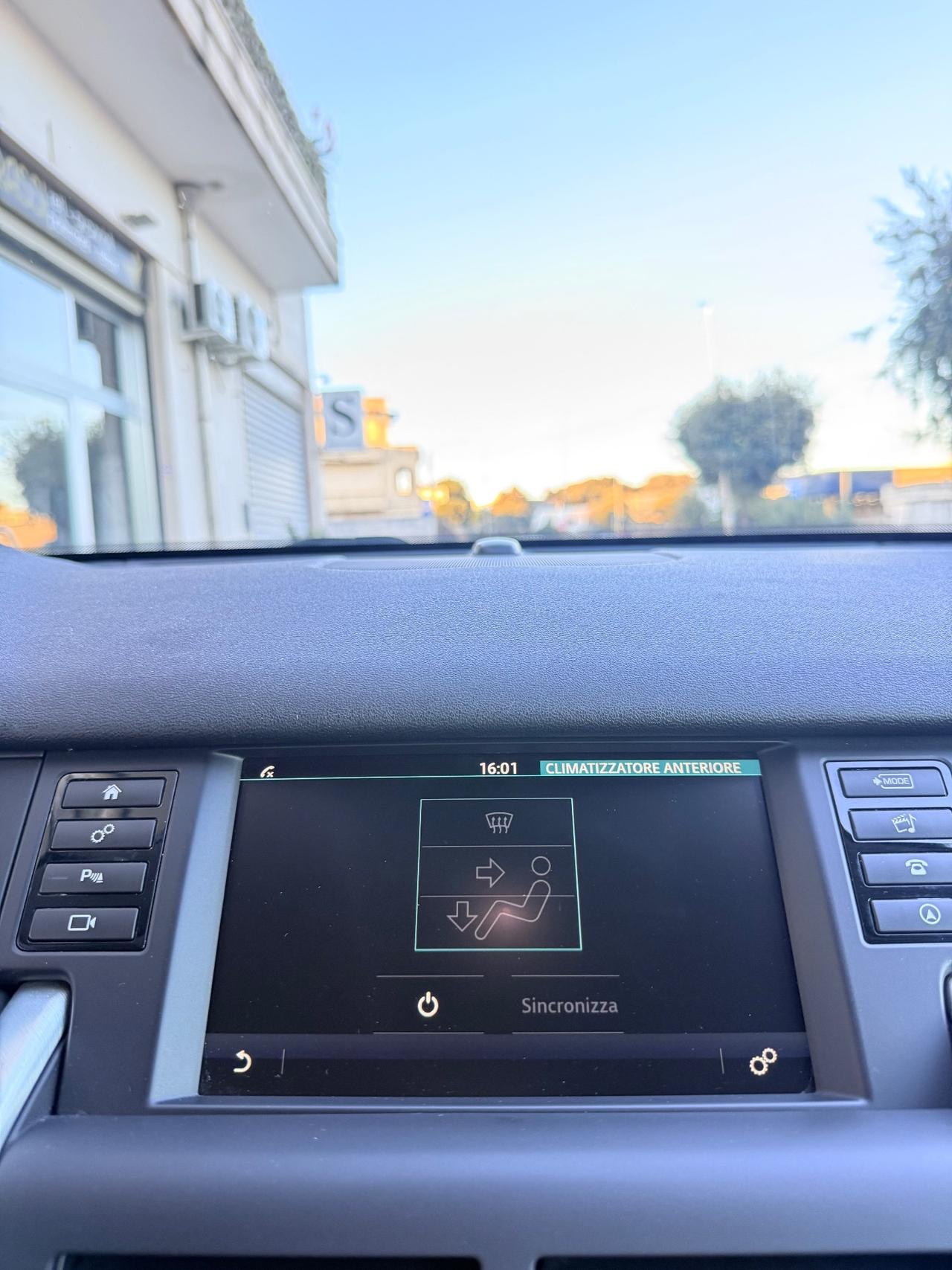 Land Rover Discovery Sport 2.0 TD4 150 CV Auto HSE KM CERTIFICATI,CON NAVI,FULL LED, ANDROID AUTO,TELECAMERA,PELLE