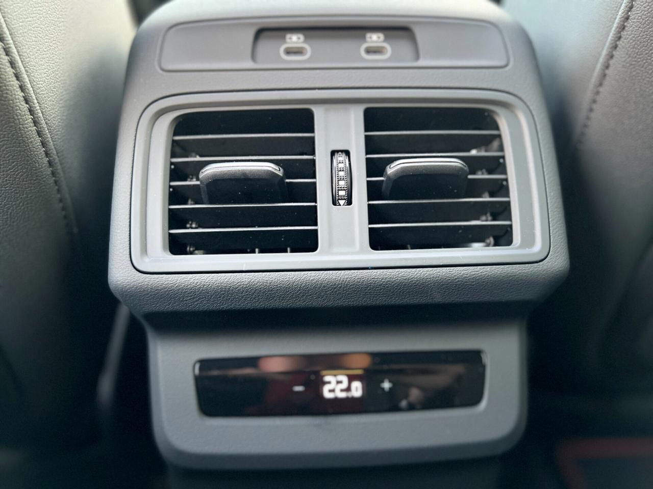 Audi Q5 SPB TDI 150 kW mHEV+ S tronic quattro line edition