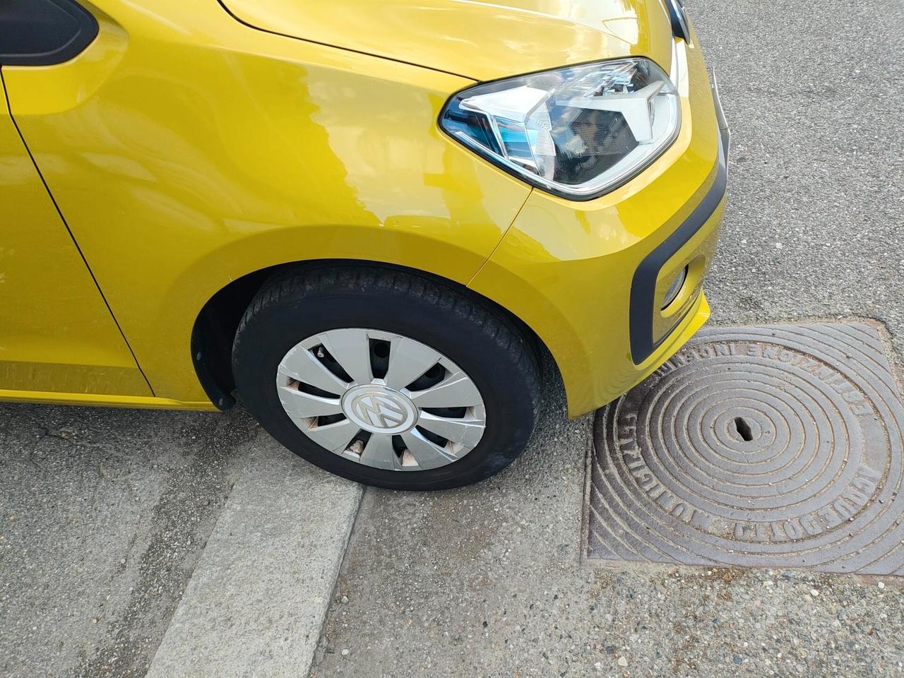 VOLKSWAGEN UP 1.0 60CV KM 96577-2017
