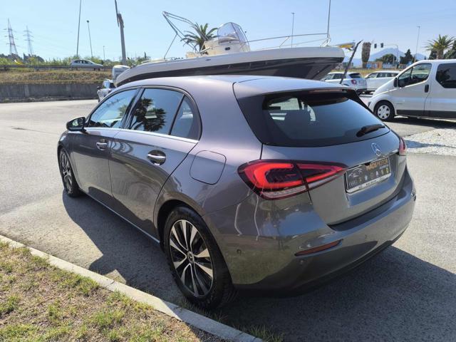 MERCEDES-BENZ A 180 d Sport