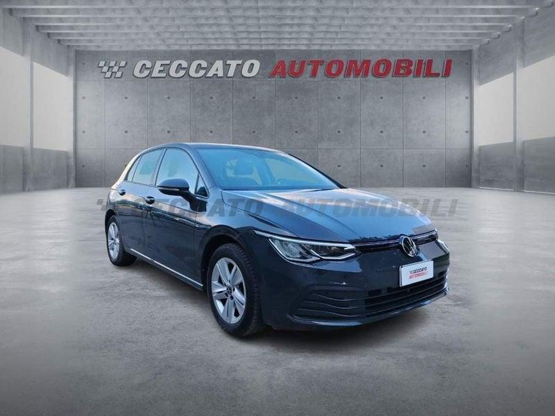 Volkswagen Golf 1.0 eTSI EVO DSG Life