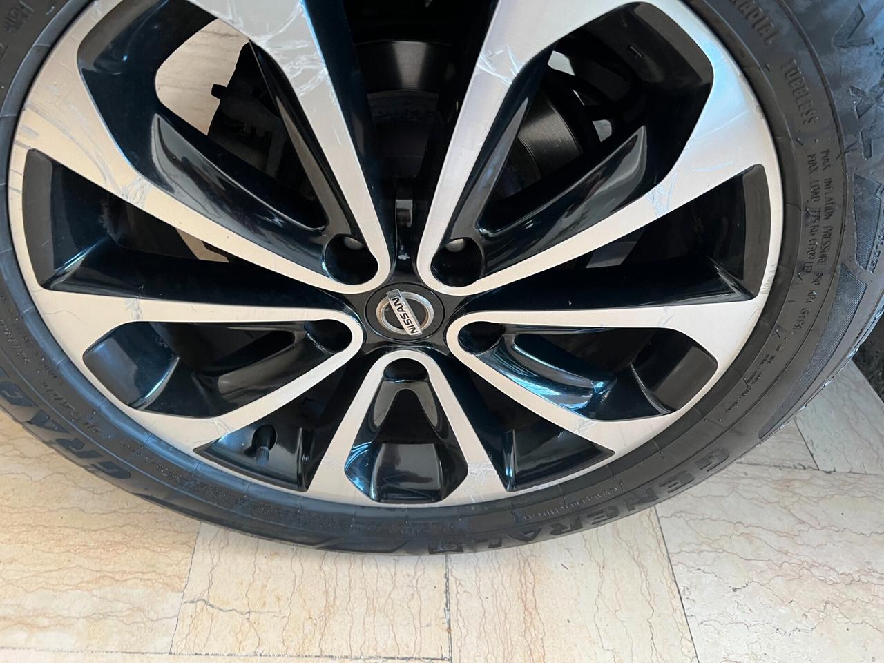 Nissan Qashqai 1.5 dCi DPF Tekna
