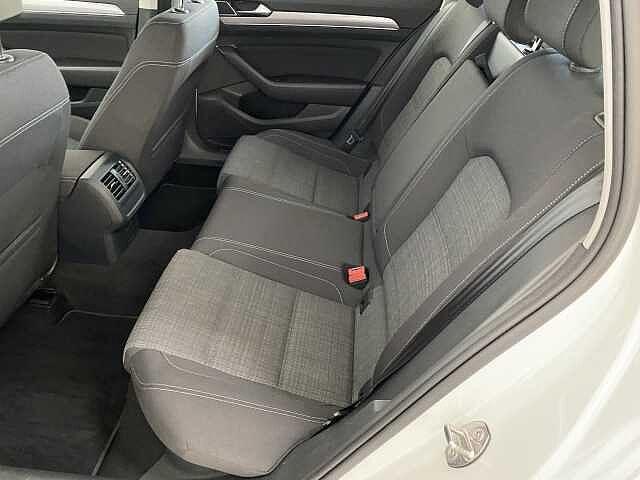Volkswagen Passat Variant 2.0 TDI SCR EVO DSG Business