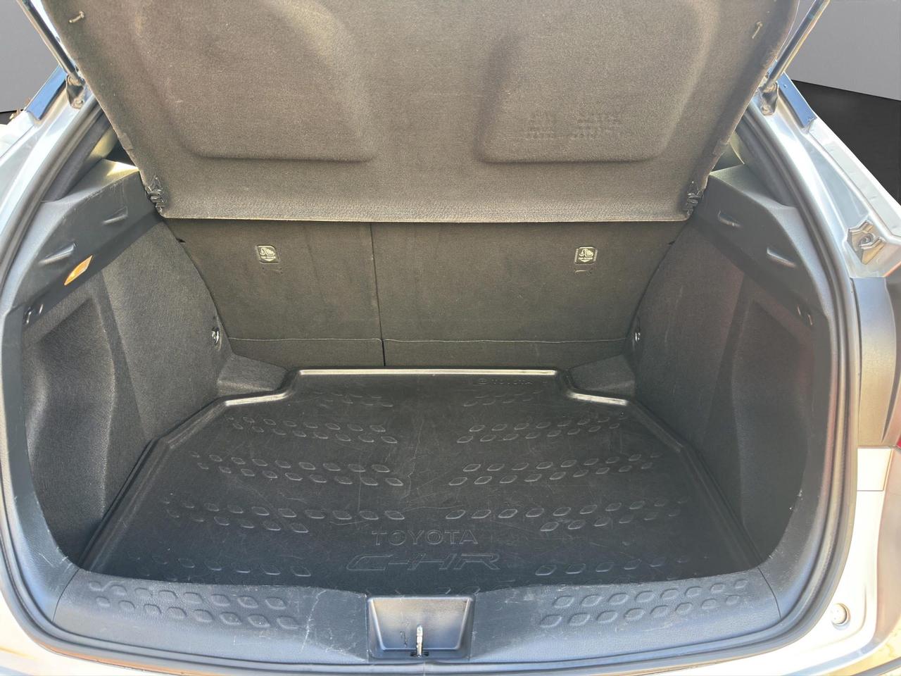 Toyota C-HR 1.8h Trend 2wd e-cvt