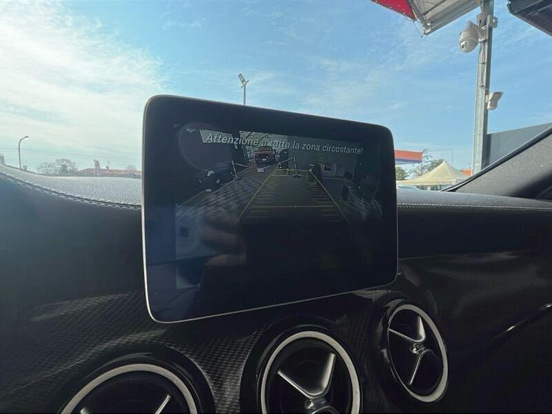 Mercedes-Benz GLA 200 d Automatic Premium