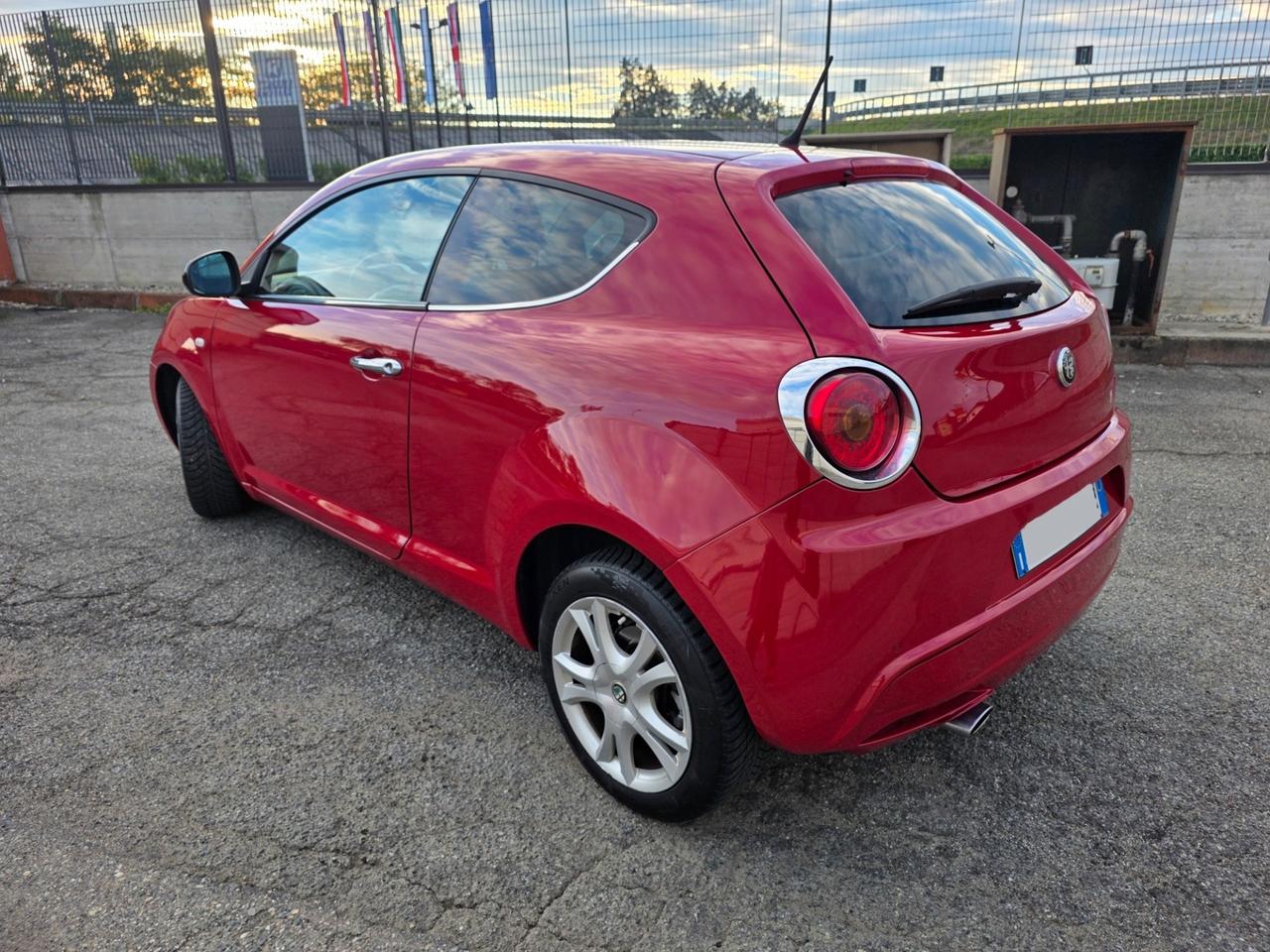 Alfa Romeo MiTo 1.4 105cv - NEOPATENTATI