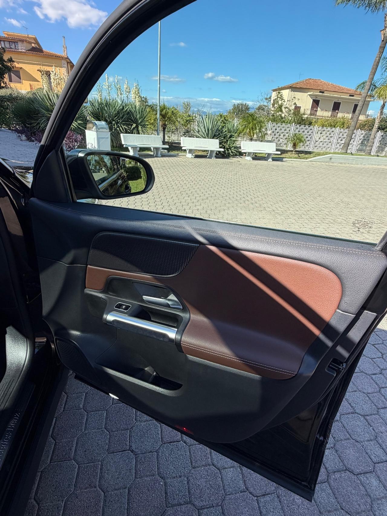 Mercedes-benz GLB 180 d Automatic Sport