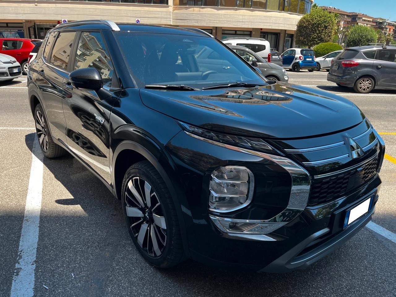 Mitsubishi Outlander 2.4 Phev Intense