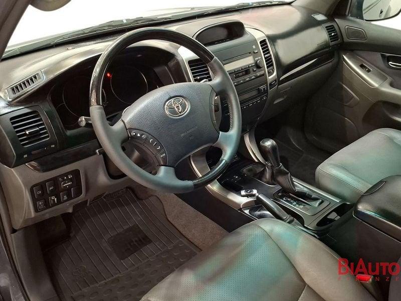 Toyota Land Cruiser Land Cruiser kdj125 3p 3.0 d-4d Executive auto my05