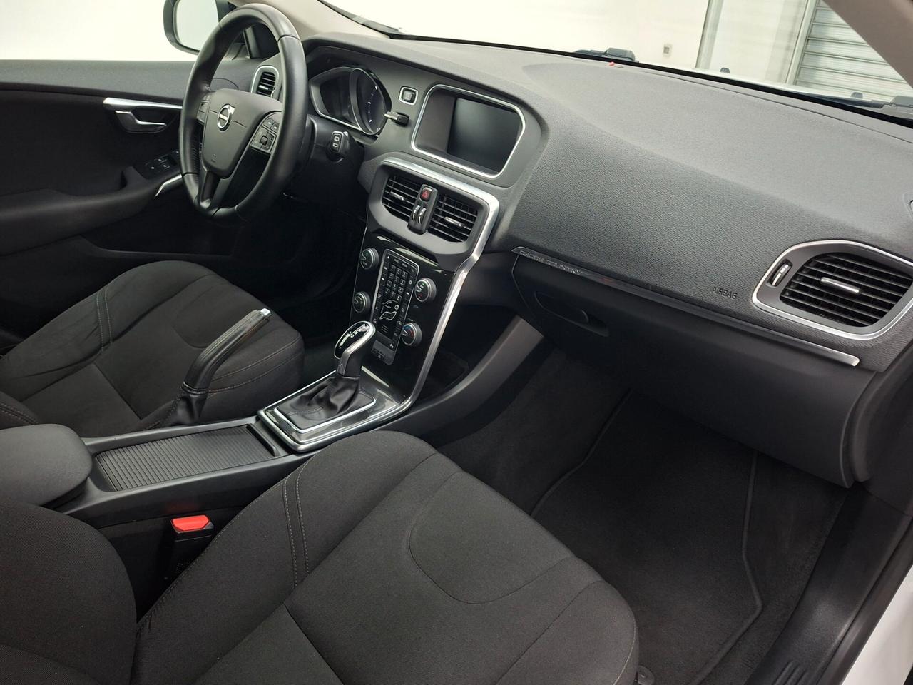 Volvo V40 Cross Country D2 Geartronic 120cv Business Plus