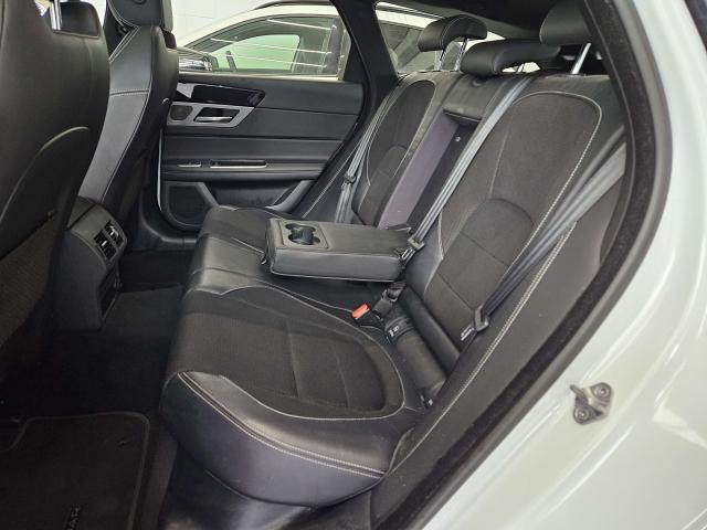 Jaguar XF XF II Sportbrake Sportbrake 2.0d i4 Portfolio