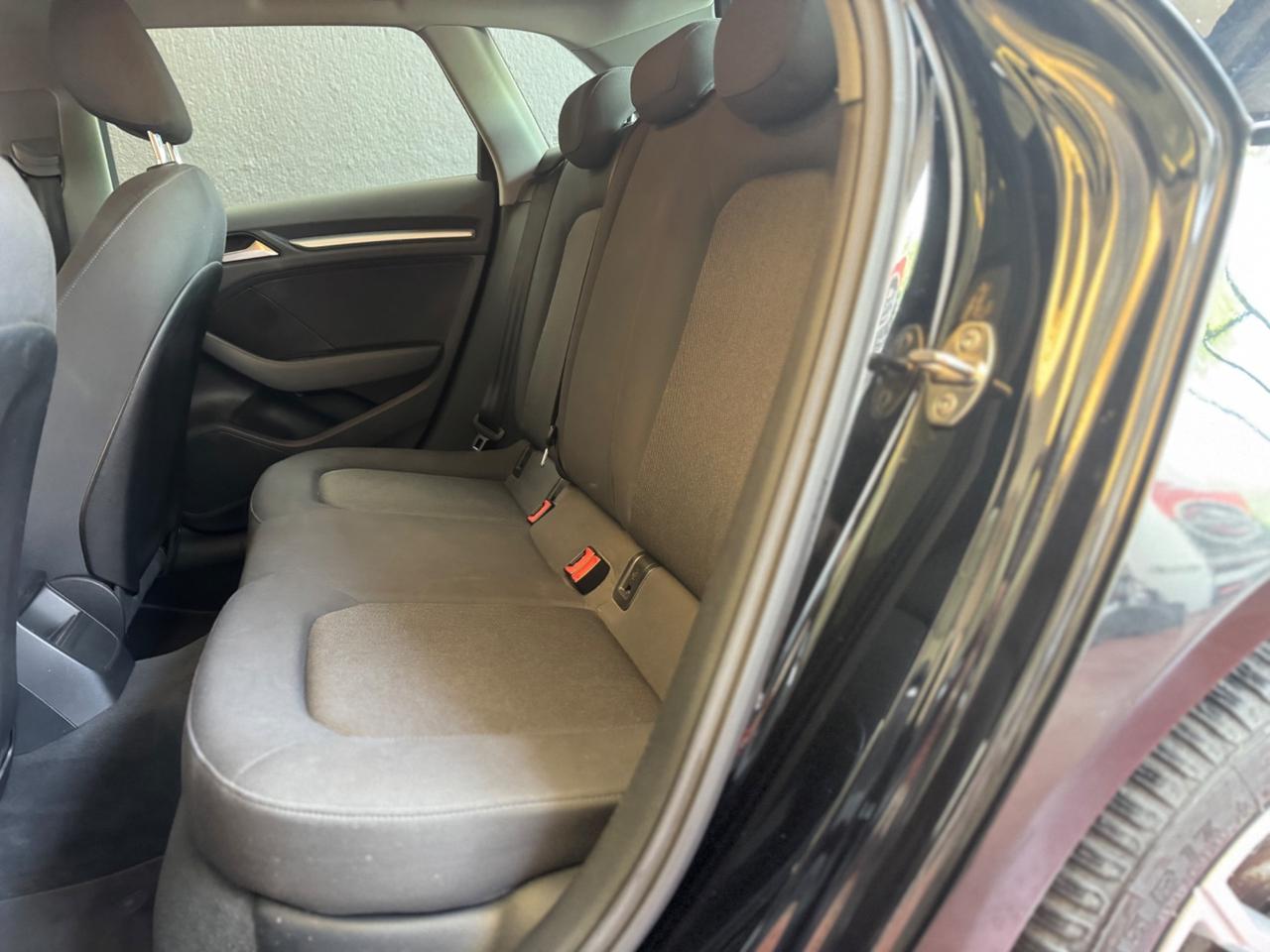 Audi A3 SPB 1.6 TDI 116 CV S tronic Sport