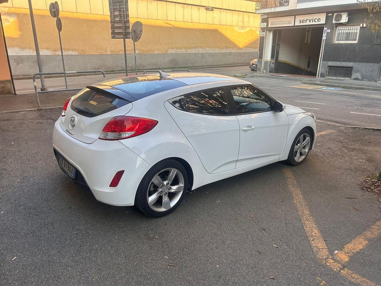 Hyundai Veloster tagliandi certificati
