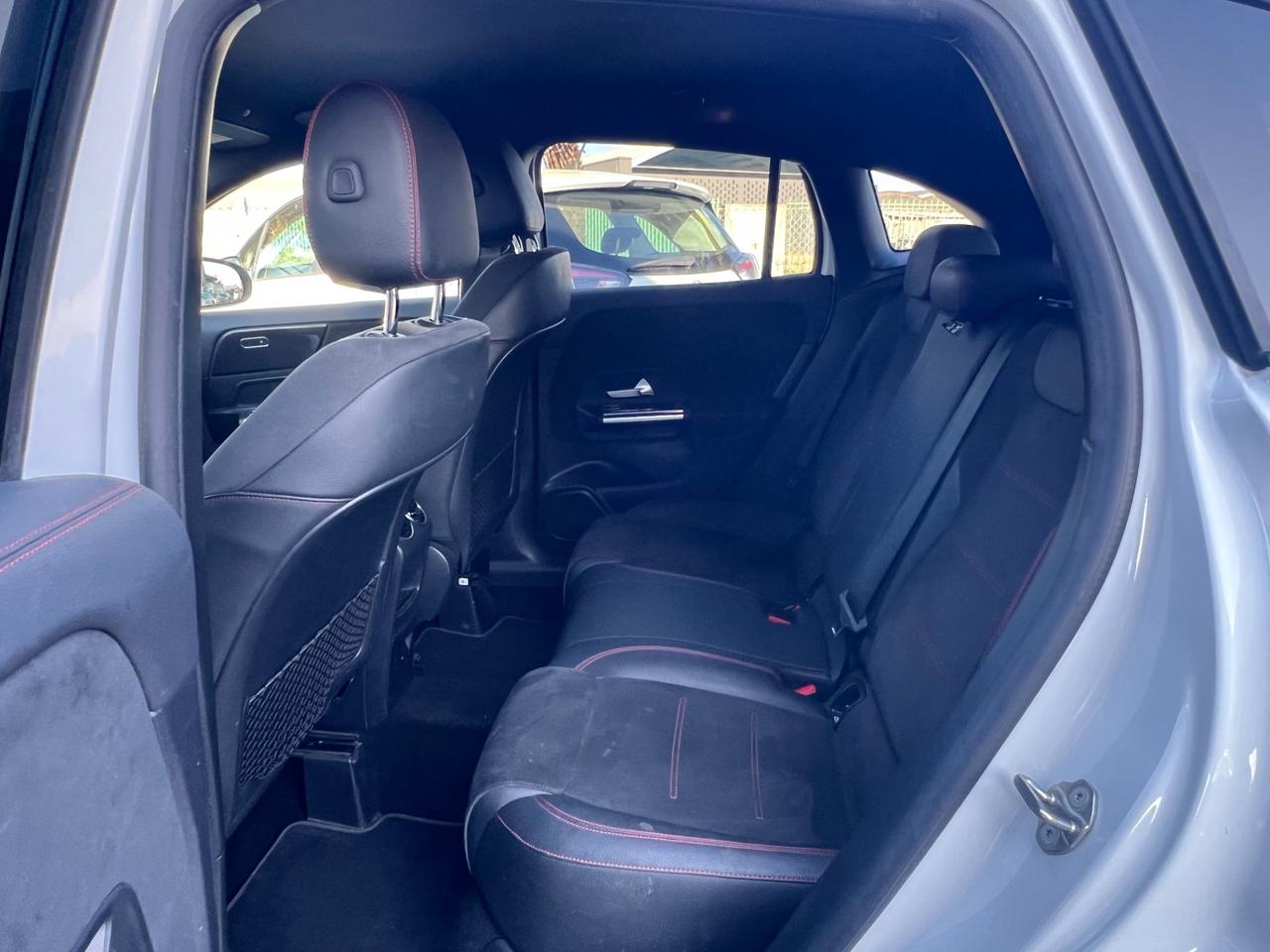 Mercedes-benz GLA 180 d Premium FINANZIABILE