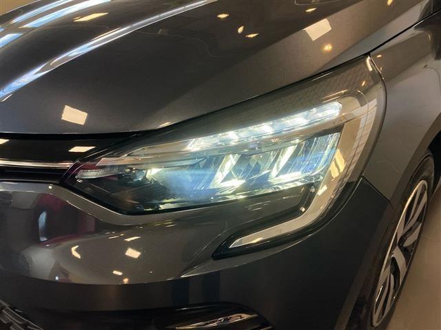 RENAULT Clio 1.6 E-Tech hybrid Zen 140cv auto my21