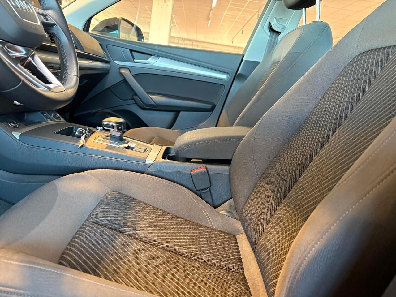 Audi Q5 SPB BUSINESS ADVANCED 40 2.0 TDI quattro S tronic