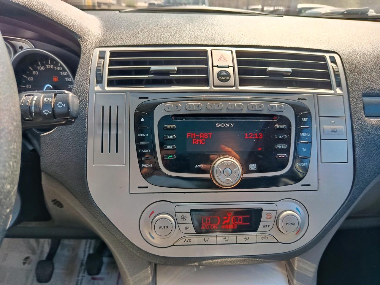 Ford Kuga 2.0 TDCi 136 CV 4WD Titanium DPF