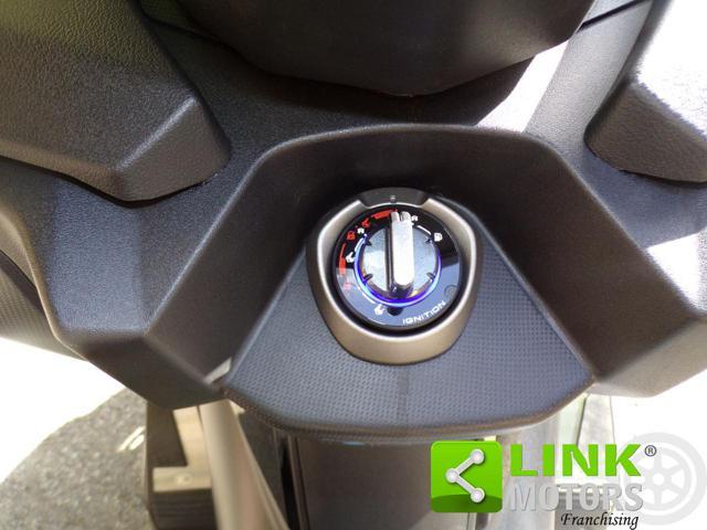 KYMCO Xciting 400i s 400 VS- ABS con TCS