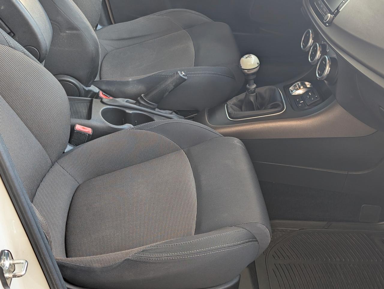 Alfa Romeo Giulietta 1.6 JTDm-2 105 CV Exclusive