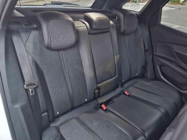 PEUGEOT 3008 1.5 BlueHDi 130 EAT8 GT Line