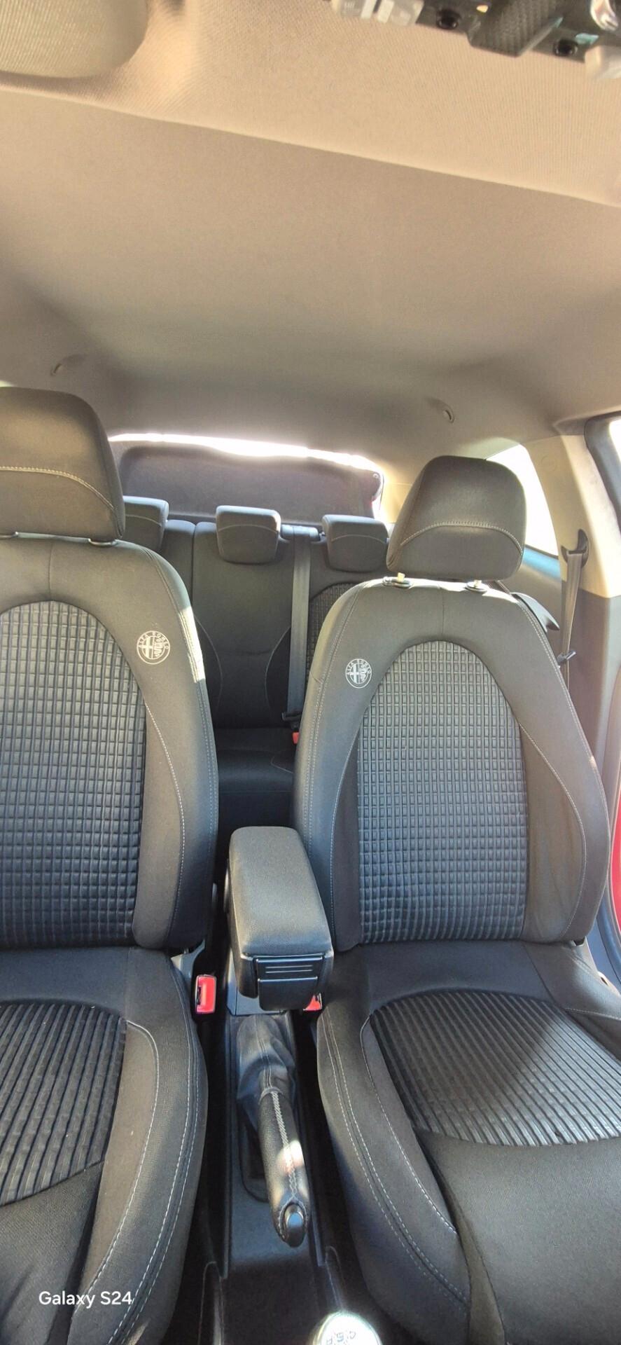 ALFA ROMEO MiTo 1.4 105 CV M.air SeS Distinctive