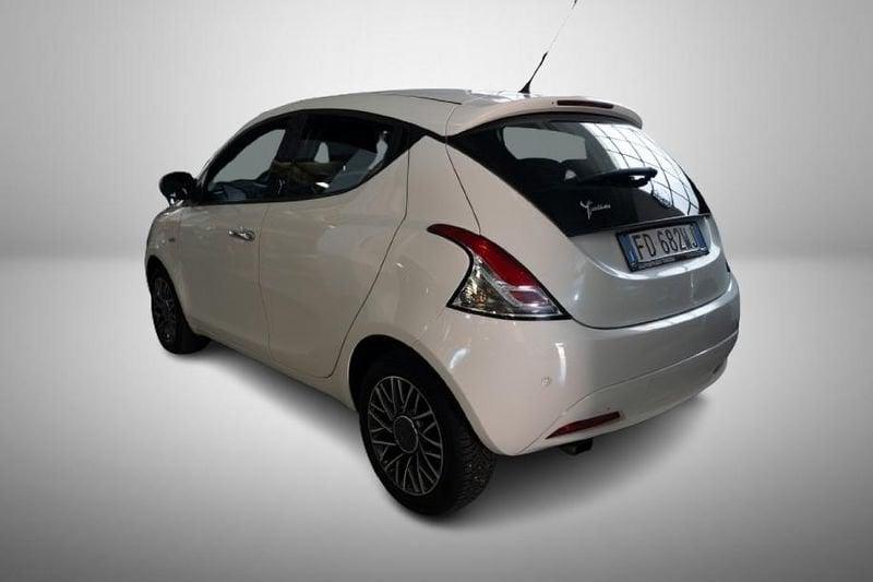 Lancia Ypsilon III 2015 1.2 Gold 69cv my16