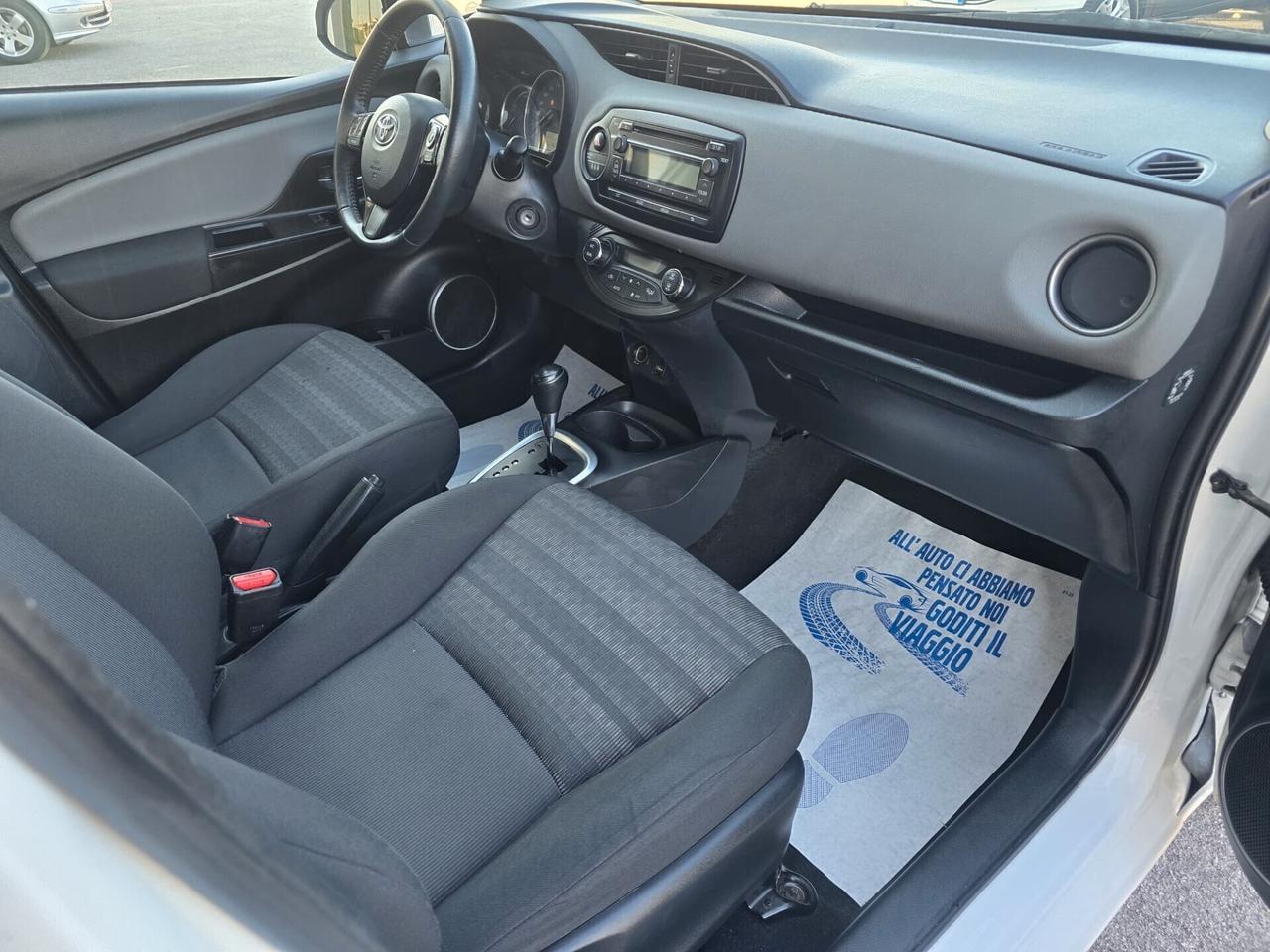 Toyota Yaris 1.5 Hybrid 5 porte ActiveN 2017