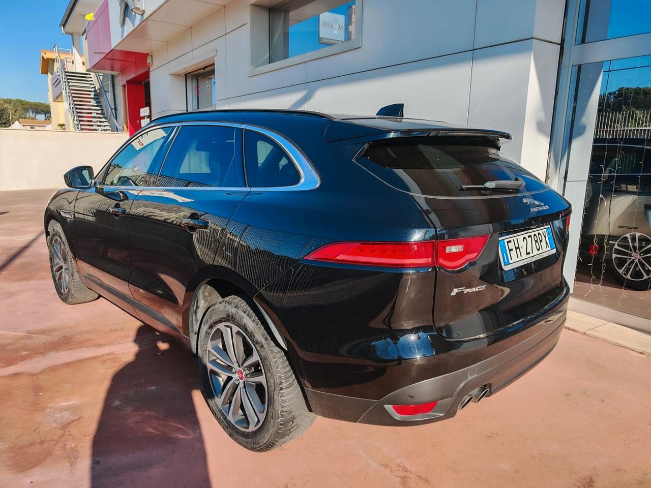 Jaguar F-Pace 2.0 D 180 CV aut. Prestige