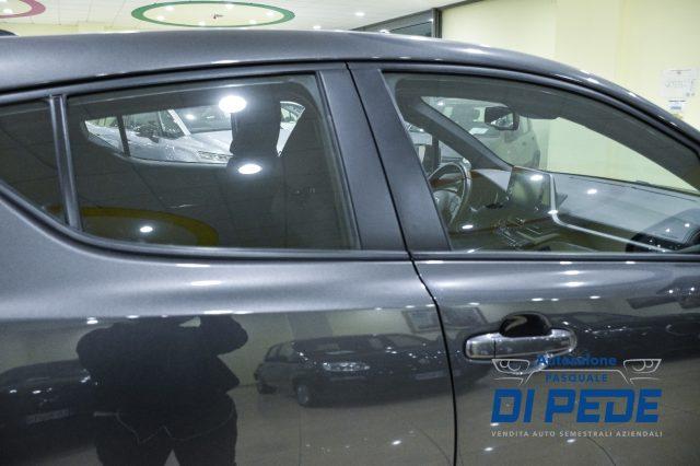 TOYOTA C-HR 1.8 Hybrid E-CVT Active