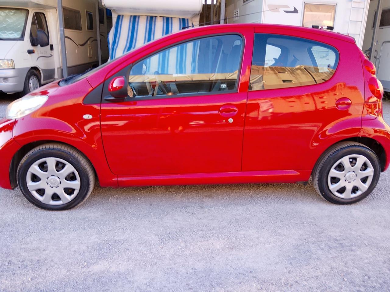Peugeot 107 1.0 68CV 5p. Desir 71.000km Unico proprietario