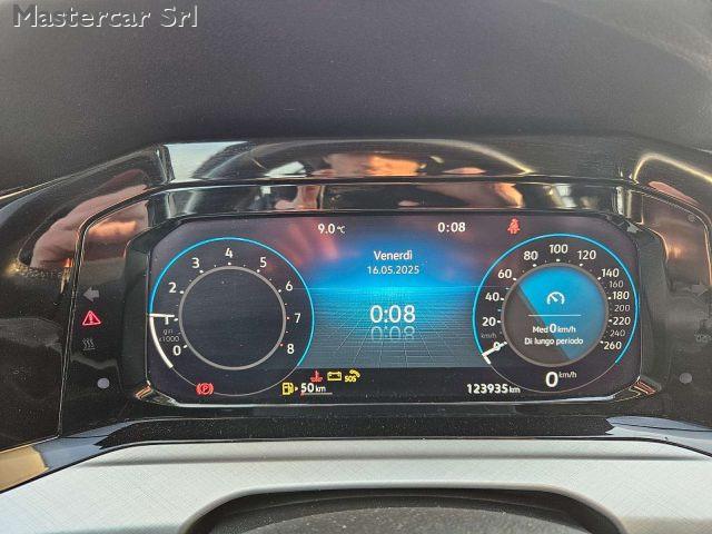 VOLKSWAGEN Golf Variant Golf VIII Variant 1.0 tsi evo Life 110cv - GF044WJ