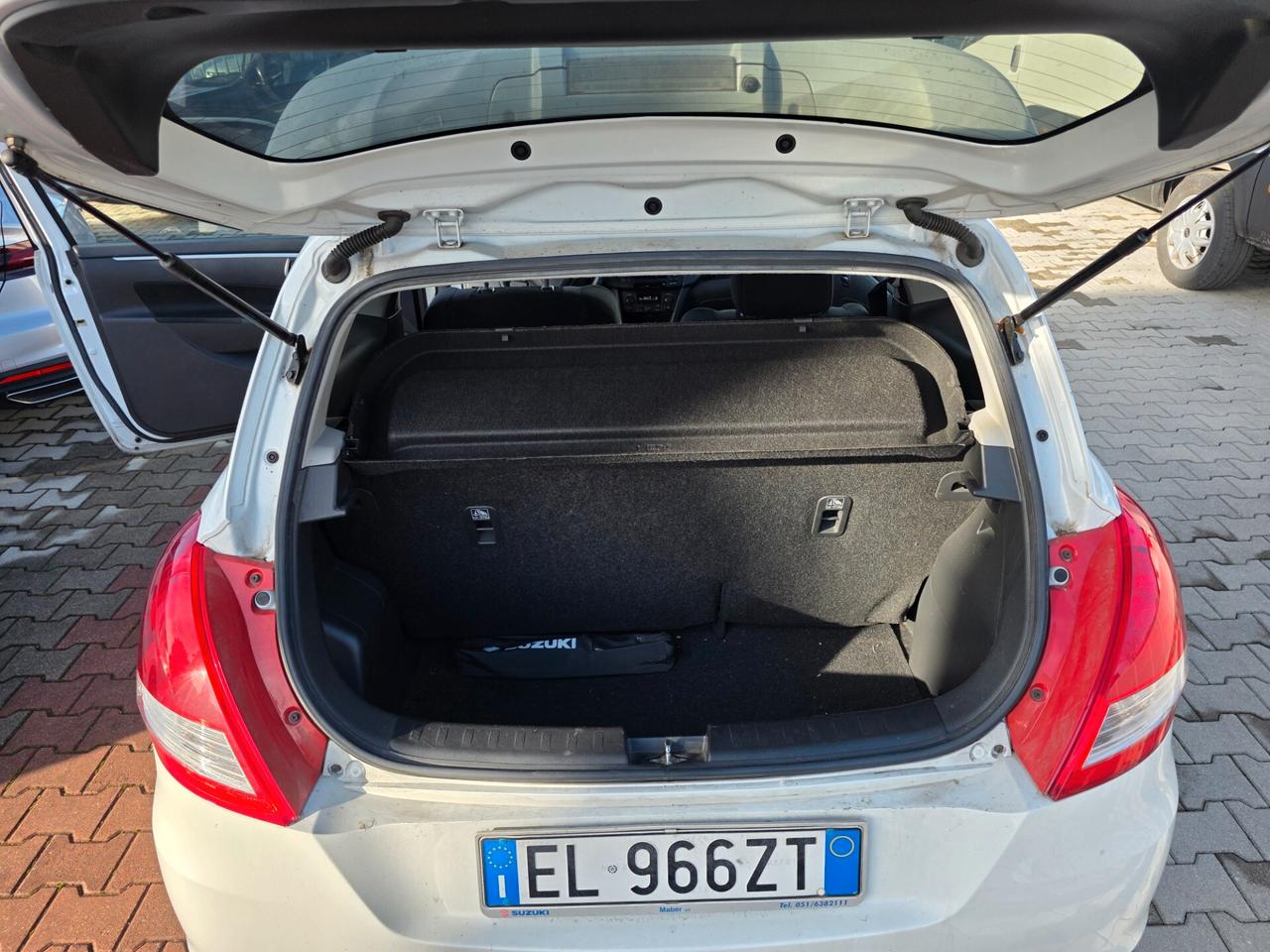 Suzuki Swift 1.6 VVT Sport perfetta e garantita 12 M