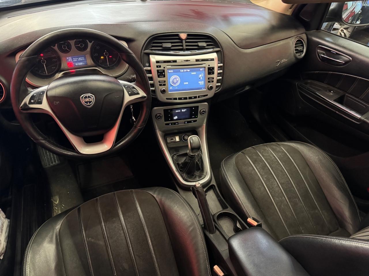 Lancia Delta 1.9 MJT Twinturbo DPF Platino