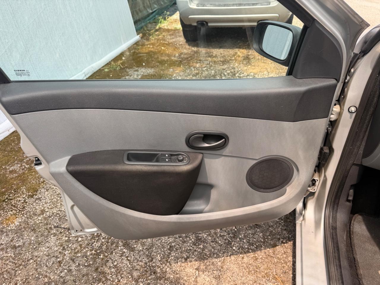 Renault Clio 1.5 dCi 65CV 5 porte