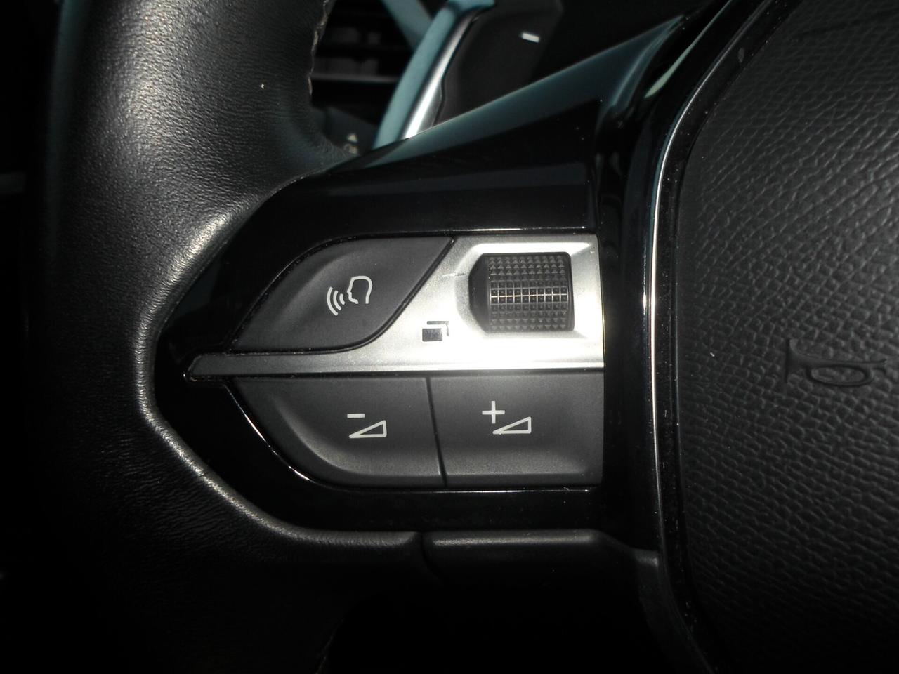 Peugeot 3008 BlueHDi 130 S&S EAT8 GT