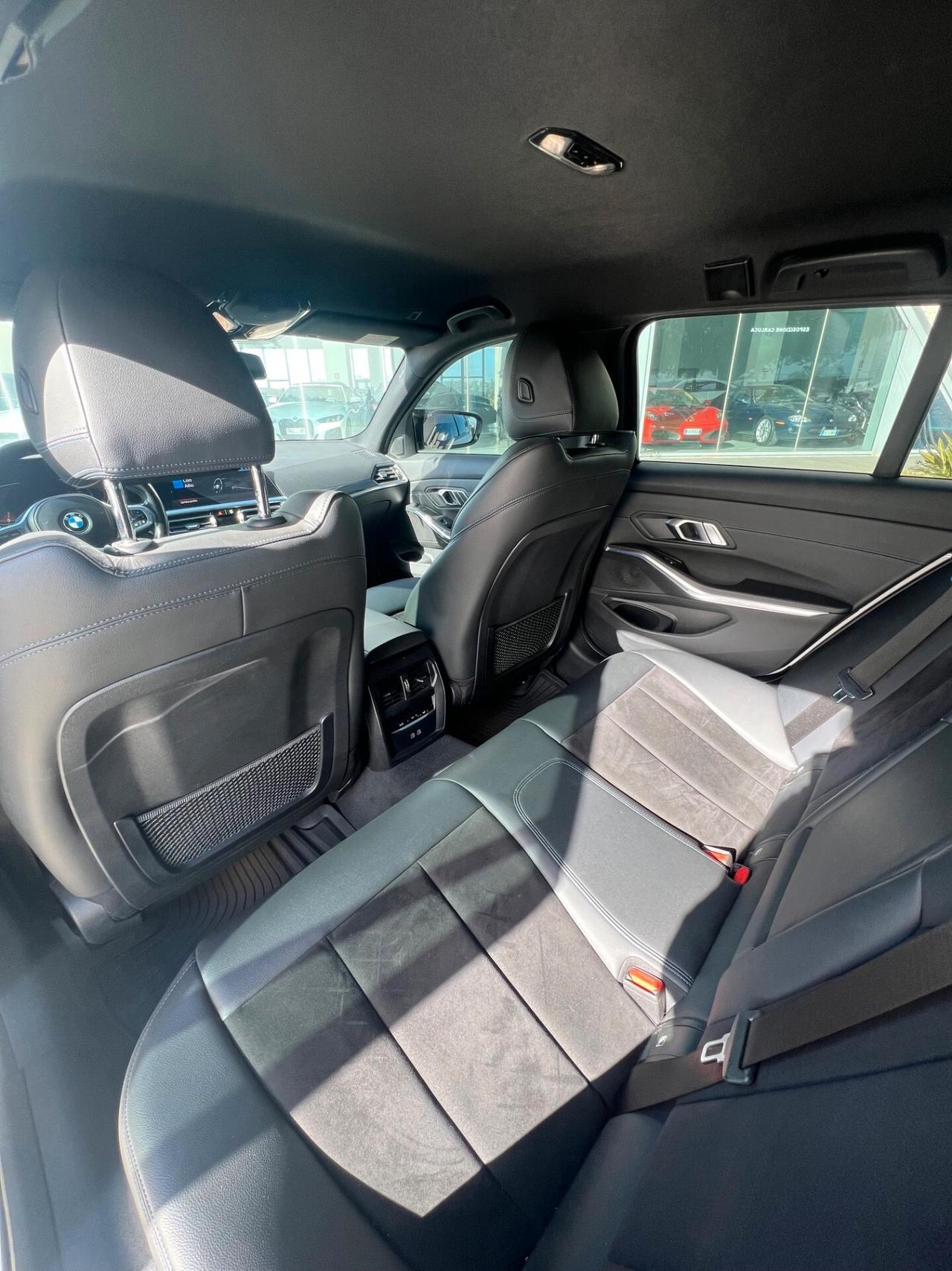 Bmw 316d 48V Touring Msport Anticipo €8.365 noleggio no scoring