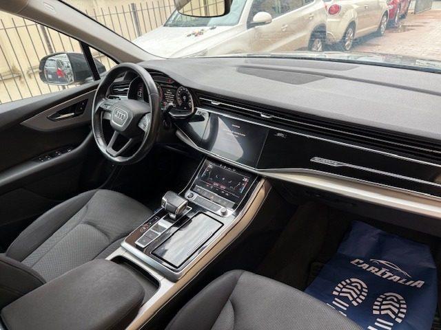 AUDI Q7 50 TDI quattro tiptronic Business