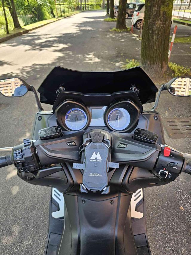 YAMAHA T-Max 560 E