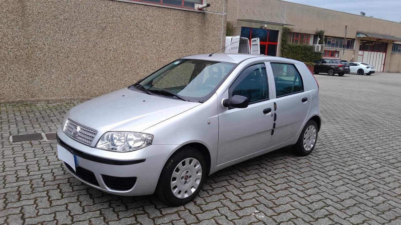 FIAT PUNTO DIESEL 1.3 KM 90000