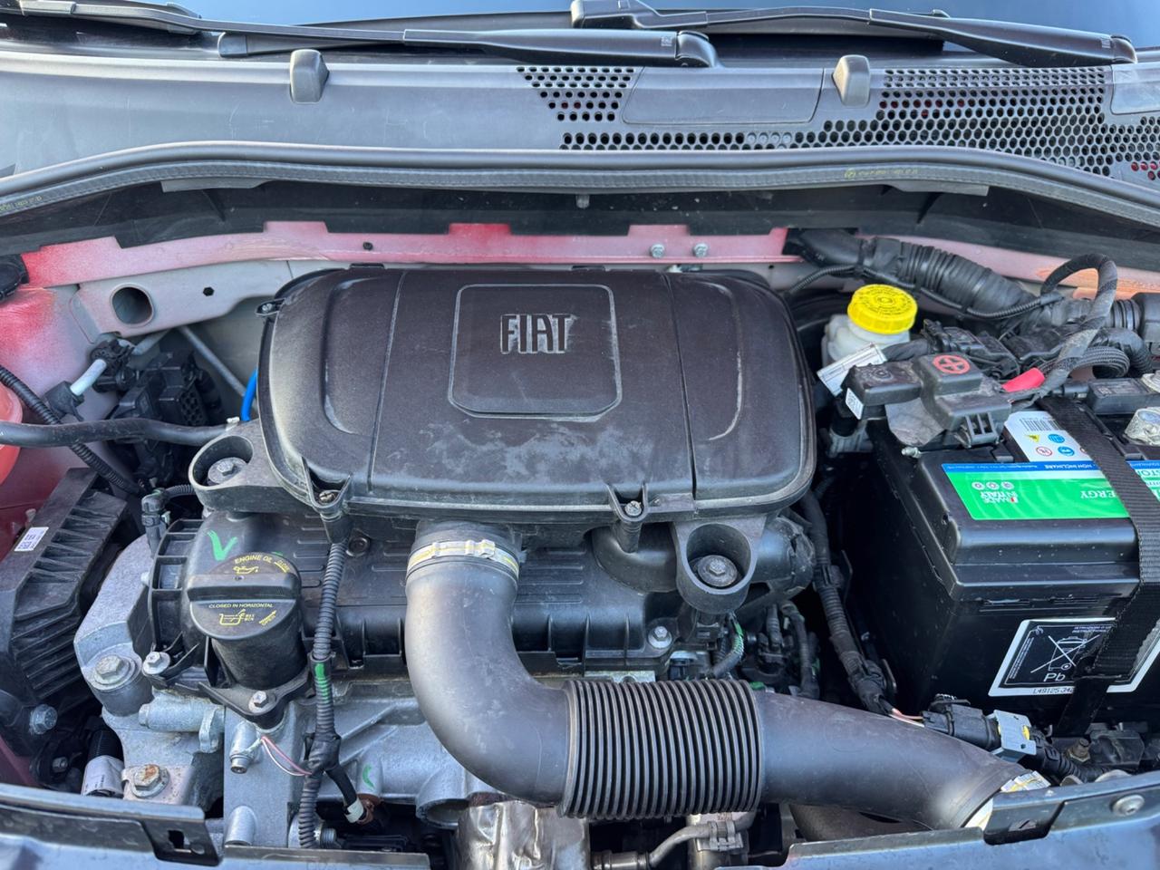 Fiat 500 1.0 Hybrid Red